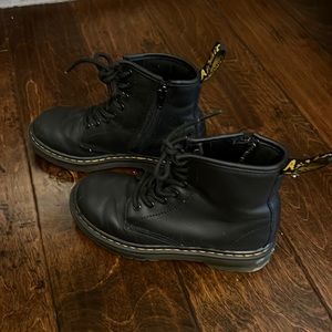Girls Dr Martens size 1